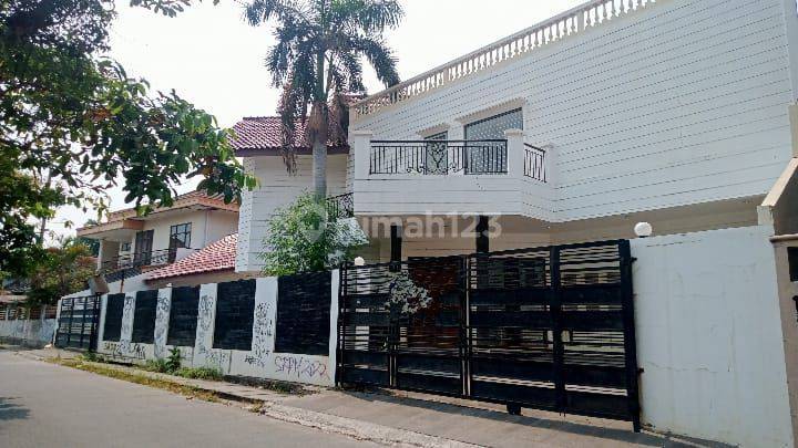 Turun Harga!rumah Besar,luas,murah,lt 590 M2,jl.kemang Timur,jkts, Cash Only, L-127 1