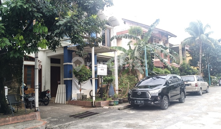 Old House 2 Floors Area 232M, Batu Permata Complex, Pejaten, Cash Only, Near KRL 2