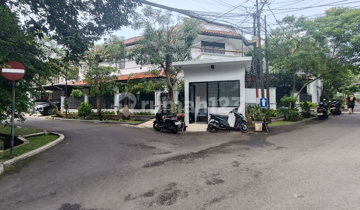 Rumah Bagus Siap Huni Luas 437 M² di Pejaten, Pasar Minggu - Nyaman Dalam Perumahan Strategis