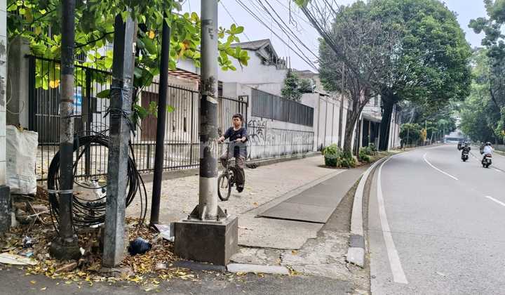 Rumah Cocok Untuk Usaha Lenteng Agung Raya Samping Jalan Luas 407m, ,cash Only 2