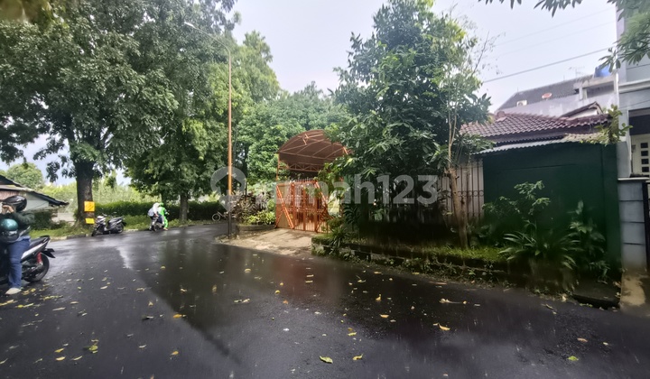 Comfortable House in Kalibata Rawajati Pancoran Complex - Hook Position, Area 423m², Cash Only! 2