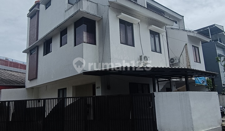 Cash Only, Siap Huni Rumah Modern 2 Lt Luas 108M, Komplek Depkes Pasar Minggu, Strategis, Akses Tol Simatupng