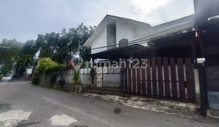 Luxury 2-Storey House on a 365M Corner Lot, In Rancho Indah Housing Complex, Tanjung Barat, Cash Only, Strategic Location, Near Antam Simatupang Toll Road