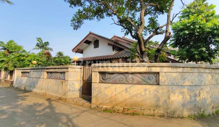 Large 443m House on Puri Mutiara Street, Cipete – Strategic Location, Suitable for Cluster Development