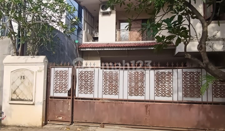 Rumah Besar + Kolam Renang Di Komplek Flamboyan Duren Tiga - Luas 1150m, Cash Only Rumah Besar + Kolam Renang Di Komplek Flamboyan Duren Tiga - Luas 1150m, Cash Only