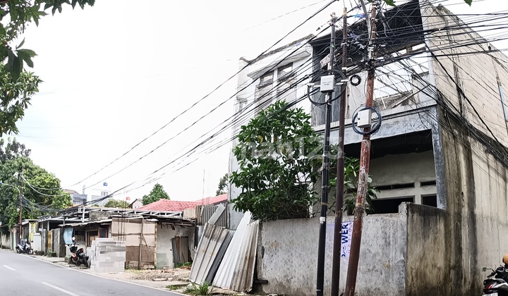 Dijual Cepat! Rumah Mangkrak Luas 138M di Jl. Warung Silah Cipedak- Cocok untuk Usaha, Cash Only 2