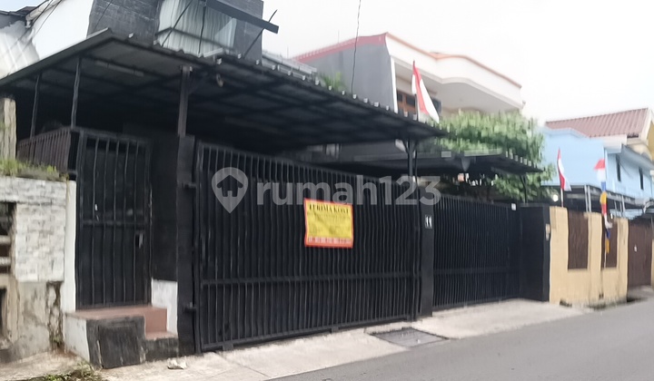 Dijual Rumah Murah 332 M² Di Jalan Ayub Pejaten Pasar Minggu, Samping Jalan – Cocok Untuk Usaha