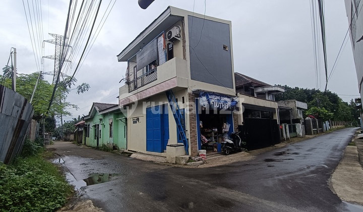 Ruko 2 LT Semi Rumah di Hoek,Luas 26M di Jalan Serdang Kukusan Beji,Cocok untuk Usaha,Cash Only, 5 Menit Dari Tol Kukusan