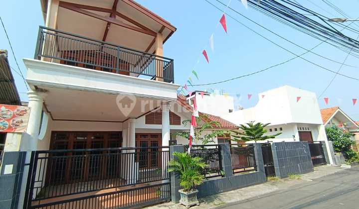 Cash Only, Rumah Modern 2 Lt Luas 299M, Jalan Damai Pesanggrahan, Siap Huni