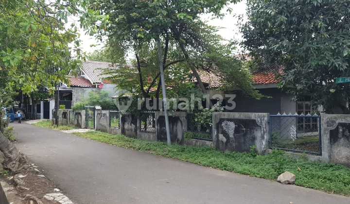 Cash Only, Harga Murah! Rumah Lama Posisi di Hook Luas 730M Halaman Luas , Duren Sawit