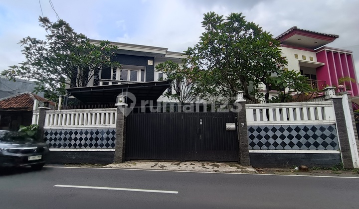 Rumah Siap Huni 2 Lt Luas 293M, Jalan Paso Jagakarsa, Cash Only, Depan Jalan Raya Rumah Siap Huni 2 Lt Luas 293M, Jalan Paso Jagakarsa, Cash Only, Depan Jalan Raya