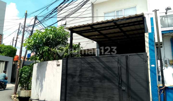 Rumah 2 LT Luas 187M , di Hook,Jalan Bungur Pesanggrahan, Cocok untuk Usaha, Cash Only 2