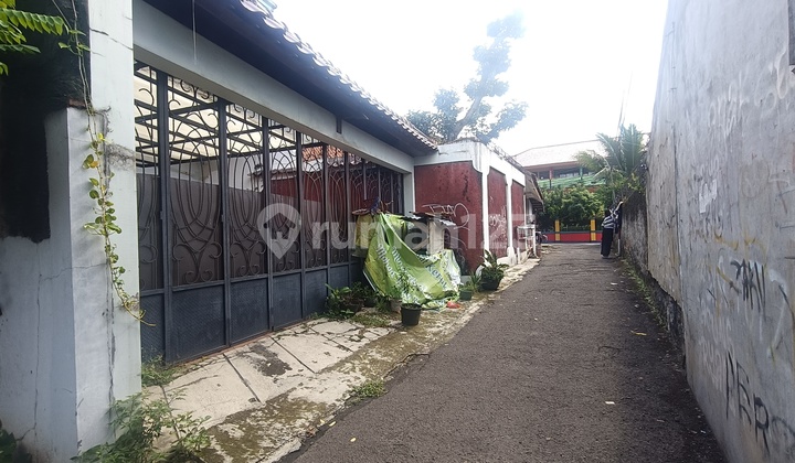 Rumah Lama 2Lt Luas 318M, Jagakarsa I , Cash Only , Dekat Stasiun Kereta Lenteng Agung