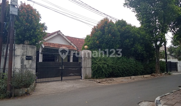 Rumah Tua Luas 603M, Taman Wijaya, Pondok Labu, Nyaman dan Asri 2