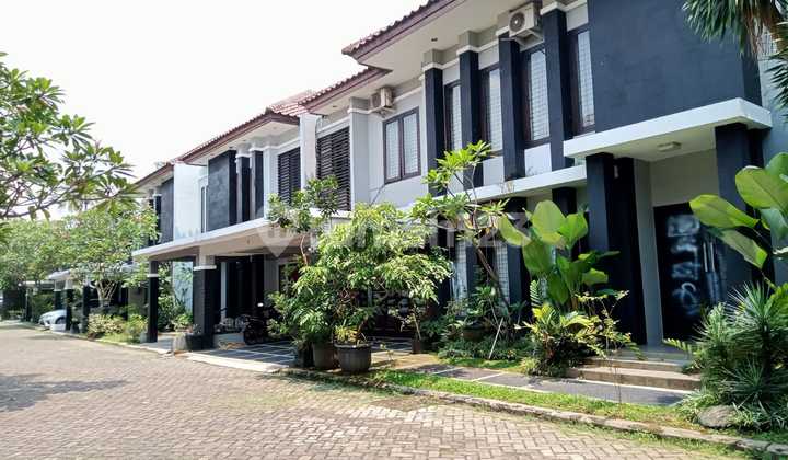 Rumah Mewah Siap Huni Townhouse Kebagusan Jakarta Selatan - Luas 299m², Cash Only! Rumah Mewah Siap Huni Townhouse Kebagusan Jakarta Selatan - Luas 299m², Cash Only!