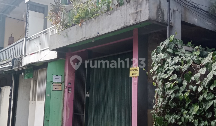 A Cozy 94m House in Cilandak Dalam — Strategic Location, Comfortable, and Ready to Occupy