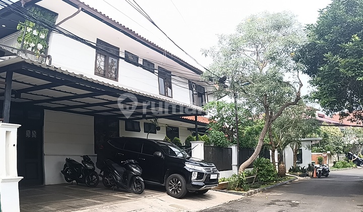 Rumah Bagus Siap Huni Luas 437 M² di Pejaten, Pasar Minggu - Nyaman Dalam Perumahan Strategis