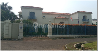 Rumah Mewah 2Lt Lebak Bulus Luas 1934M,Lingkungan Nyaman,Akses Mudah ke Tol & Fatmawati, Cash Only Rumah Mewah 2Lt Lebak Bulus Luas 1934M,Lingkungan Nyaman,Akses Mudah ke Tol & Fatmawati, Cash Only