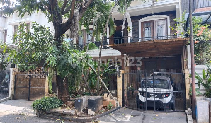 Hunian Strategis Dekat Pondok Indah Mall - Rumah 2 Lantai 170m, Cash Only