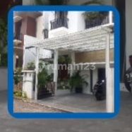 Rumah Murah 2 Lantai Mutiara Pejaten , Jakarta Selatan - 2 Lantai, Luas 208M², Cash Only Rumah Murah 2 Lantai Mutiara Pejaten , Jakarta Selatan - 2 Lantai, Luas 208M², Cash Only