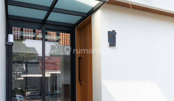 Dijual Rumah Cantik Siap Huni Sutra Gardenia, Alam Sutera  2