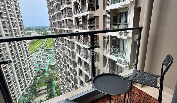 For Rent Luxury Fully Furnished Apartment in Premium Area at Sky House, BSD 2
