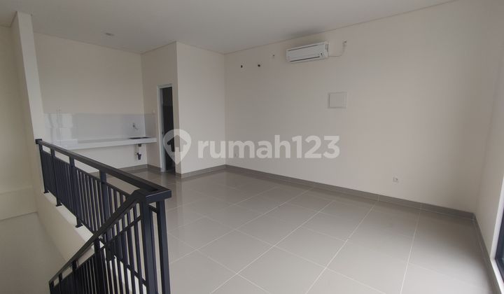 For Rent Sorento West Shop House Suitable For Office Or Other Businesses, Ready-to-Use Shop House in the Premium Area of Gading Serpong. 2