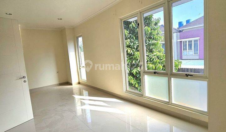 Dijual Murah Banget Rumah Siap Huni Cluster Thomson, Gading Serpong  2