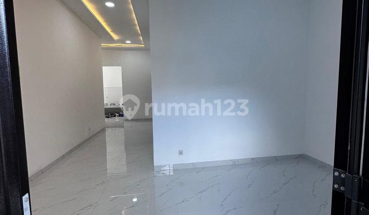 For Sale Nice House Ready to Occupancy Located in the Gading Serpong Culinary Area 2