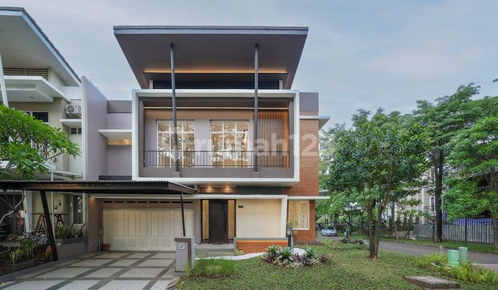 For Sale Ready-to-Occupy Luxury House in Exclusive Area The Spring Cluster Grisea, Gading Serpong