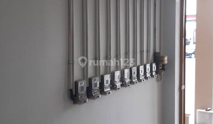 Ruko Baru Depan Jalan Raya Ramai 10