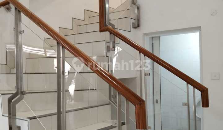 Sewa Ruko Glodok Cocok Untuk Cafe Resto 12