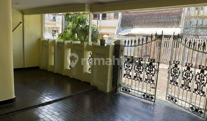 Rumah Muara Karang 1.5 Lantai Lingkungan Nyaman dan Akses Mudah