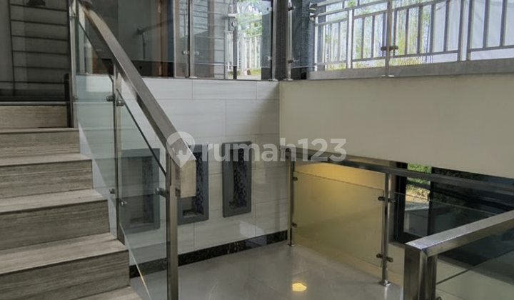 Rumah Megah Cantik Hoek Teluk Gong 3 Lantai Jakarta Utara 2