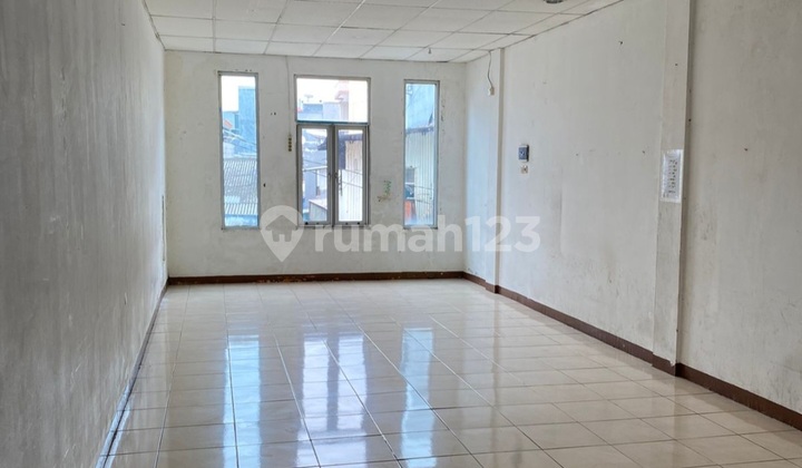 Teluk Gong 3.5-Story Shop House, Strategic for Business and Living 2