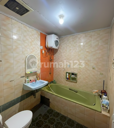 Rumah Muara Karang 1.5 Lantai Lingkungan Nyaman dan Akses Mudah 2