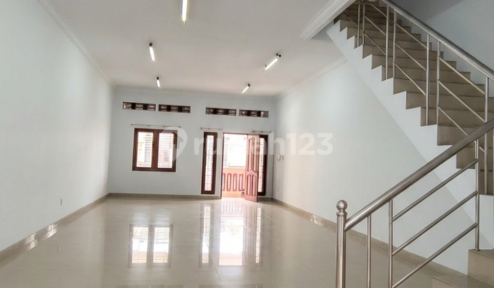 Rumah 3 Lantai Tpi 2 Teluk Gong Cocok Tinggal/ Kantor/ Usaha 2