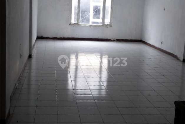 Tubagus Angke 3.5-Storey Ruko, Strategically Located with Easy Access 2