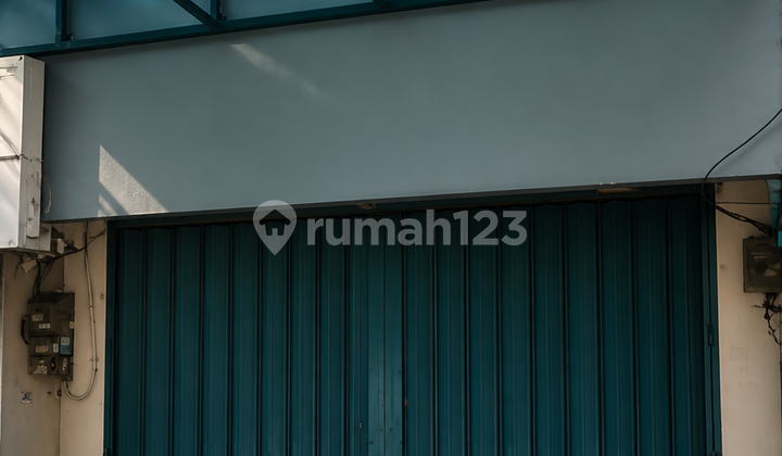 Duta Mas Warehouse, West Jakarta, Complete with Freight Elevator