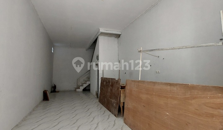 Rumah Baru Jelambar 3.5 Lantai. Lokasi Strategis. Hanya 5 Unit! Rumah 2