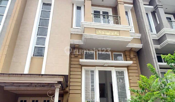 di Dijual Rumah cantik minimalis split level Cluster Karelia,di Gading Serpong Tangerang 1