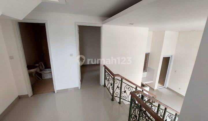 di Dijual Rumah cantik minimalis split level Cluster Karelia,di Gading Serpong Tangerang 2