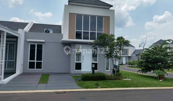 Dijual Rumah Cantik ada mezanine di Cluster Cana ,Paramount Petals ,Tangerang 1