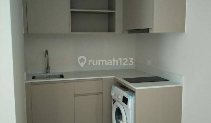 Dijual Apartemen Mewah  Menara Jakarta Kemayoran tipe 1bedroom semi furnish akses tol  1