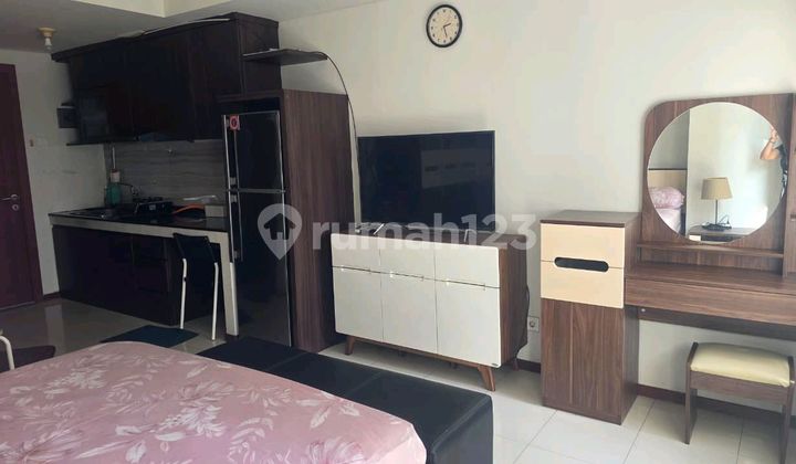 Apartemen Royal Mediterania Garden 1