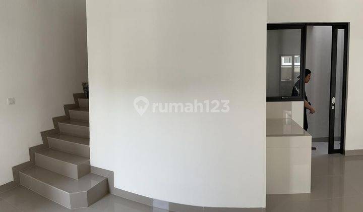 Rumah Dijual Milenial Pik 2 Uk 6X10 2 Lantai Siap Huni Harga Murah 2