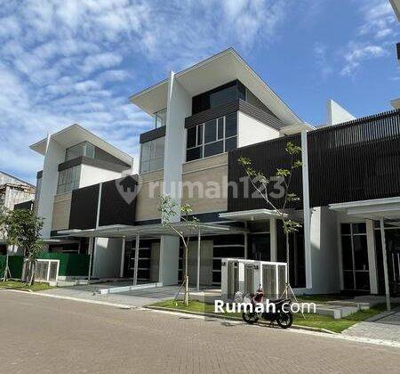 Rumah Pik Dijual Ukuran 10x30 Catalya Golf Island 3 Lantai View Golf 1