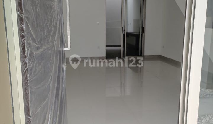 For sale, a 2-story millennial house measuring 4.5x12.5, only 1.4M, selling at a loss! For sale, a 2-story millennial house measuring 4.5x12.5, only 1.4M, selling at a loss!