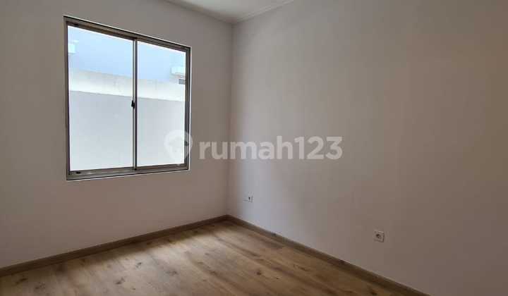 Disewakan rumah golf island ukuran 6x15 kosongan ada AC 4 ready pakai ! 2