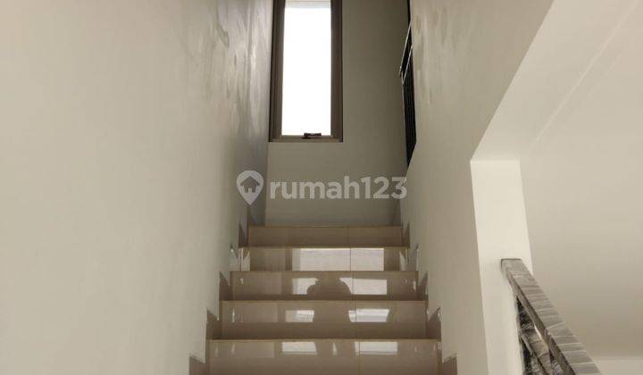 Disewa Rumah Pik 2 Ukuran 4.5x12.5 2 Lantai Cluster Bagus Harga Murah 2